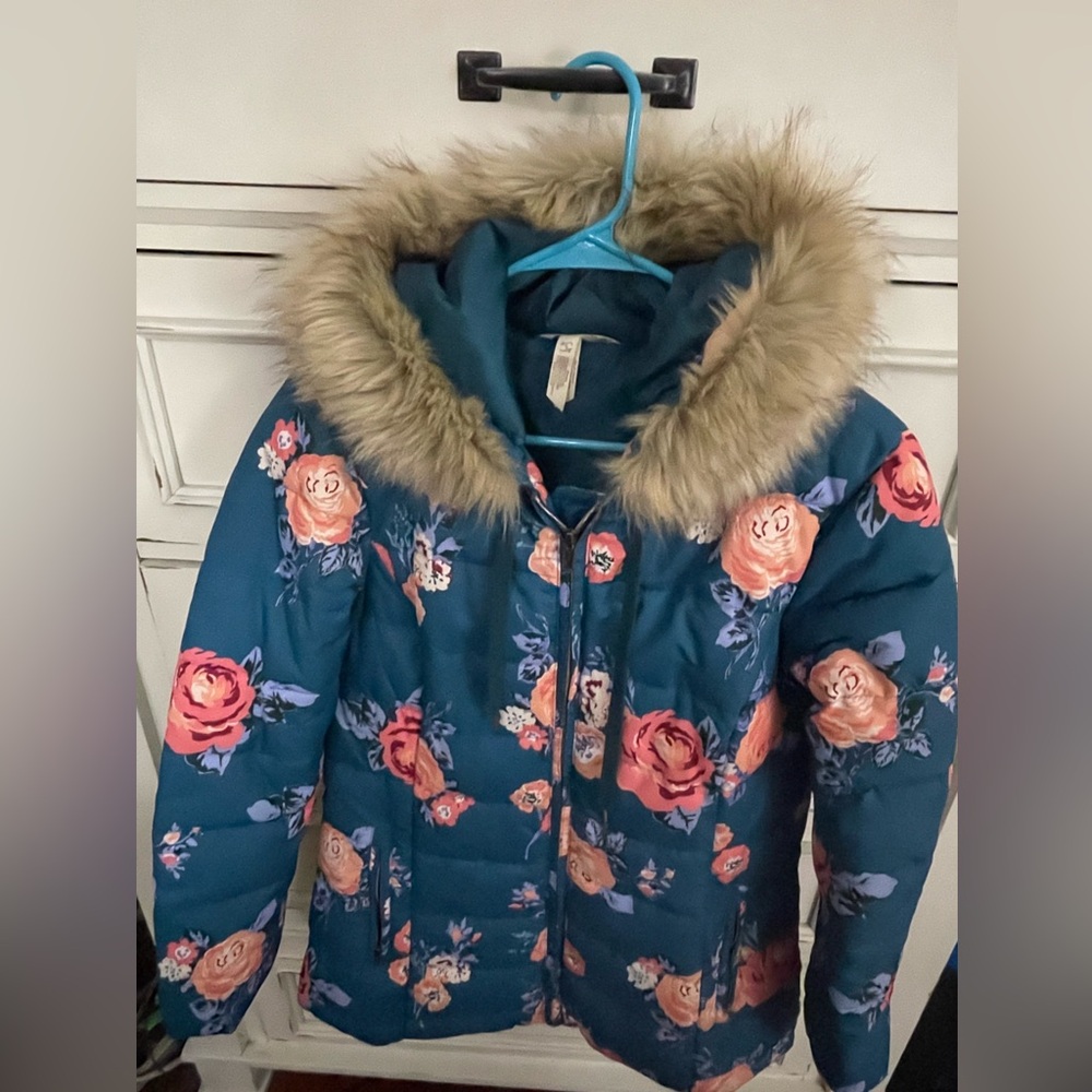 Matilda Jane break the ice coat size small. EUC